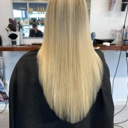 balayage af blonde hår